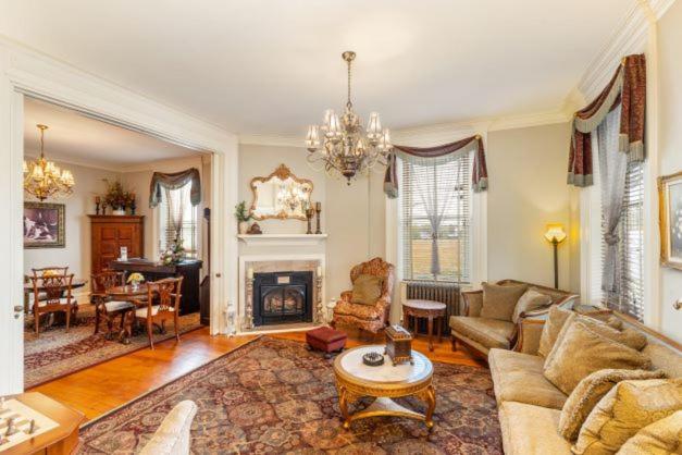 The Londonderry Inn Hershey Ngoại thất bức ảnh